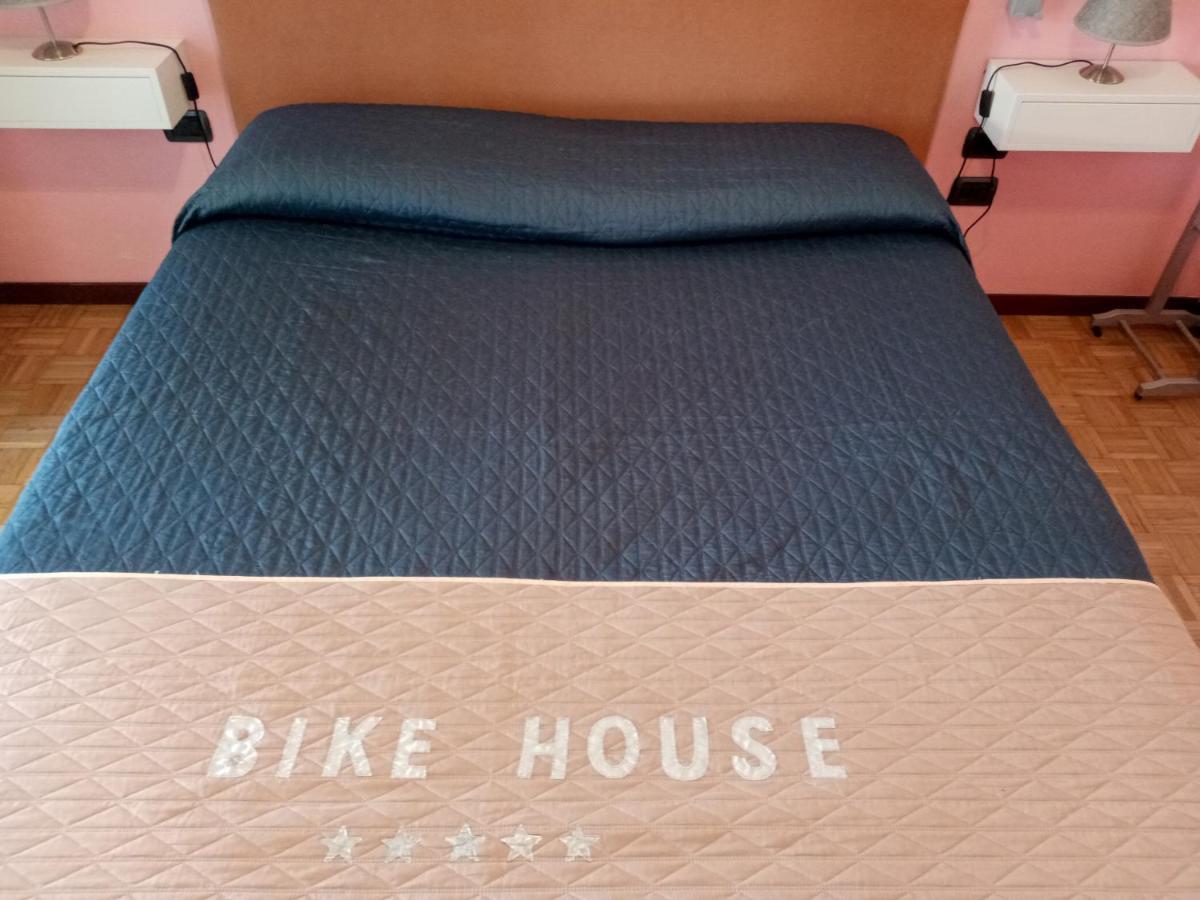 Bike House "Silver" Seriate Exterior photo